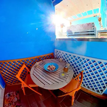 Lägenhet - Sleeps 2 & Private Ocean Terrace Haraki