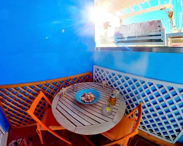 شقة - Sleeps 2 & Private Ocean Terrace شاراكي