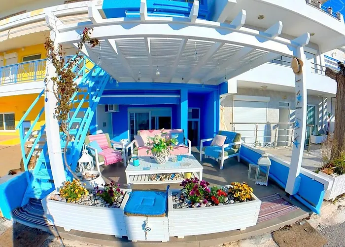 - Sleeps 2 & Private Ocean Terrace *