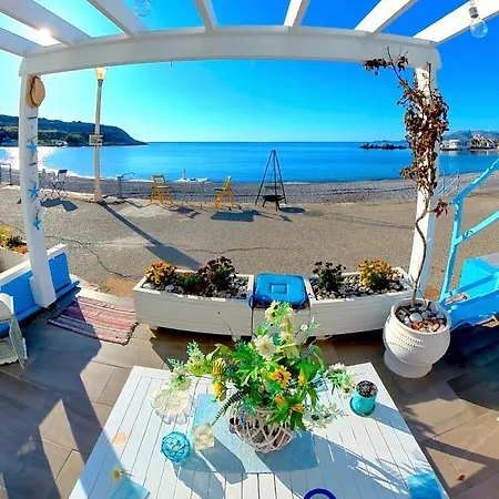 - Sleeps 2 & Private Ocean Terrace * Charaki